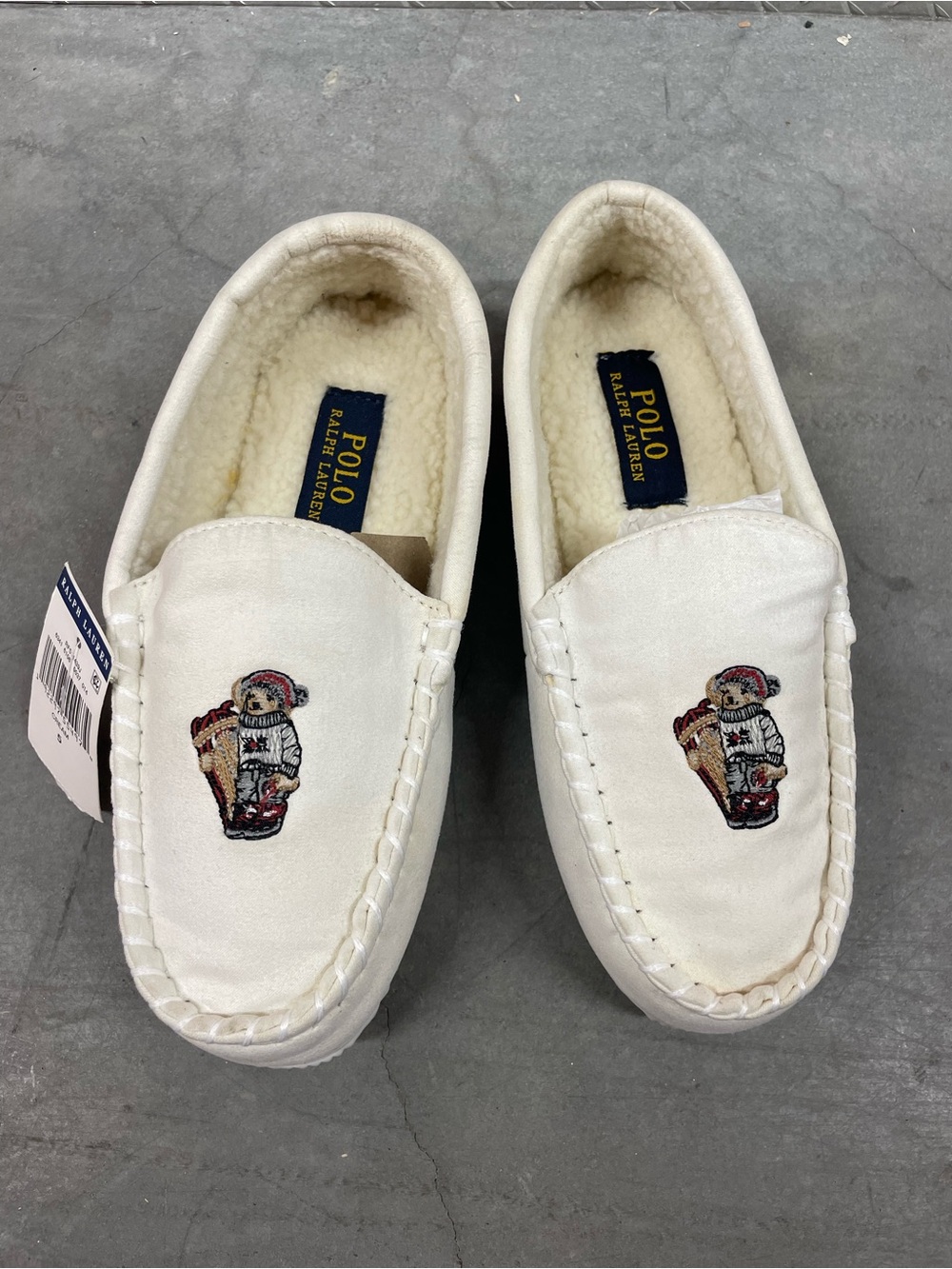 Ralph Lauren Kids White Bear-Embroidered Sherpa Moccasin Slippers